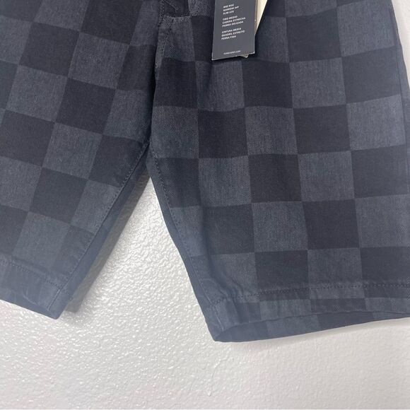 Forever 21 Men’s Checkered Shorts Size 30 Slim - Picture 5 of 10